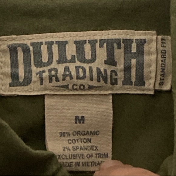 Duluth Trading Co. Men's Shirt Button Down M Green Organic Cotton Zip Pocket - Picture 4 of 15
